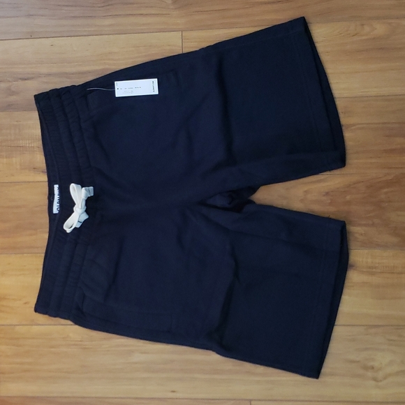 Old Navy Fleece Sweat Shorts - Picture 1 of 4